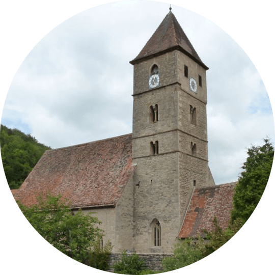 Außenansicht auf die St. Peter- & Paulkirche Detwar